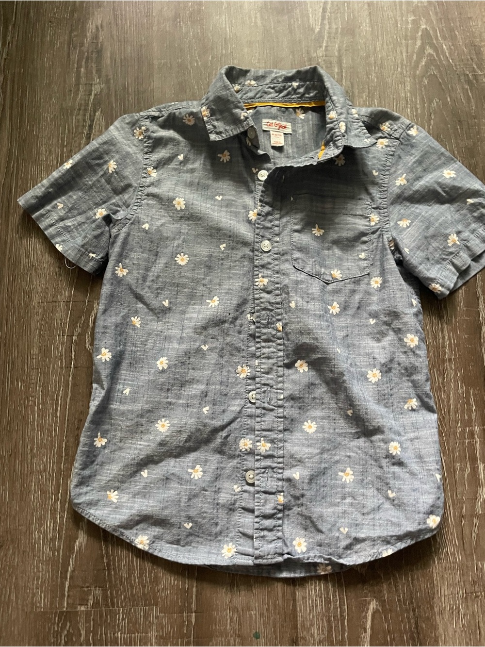Cat & Jack Boys 8/10 Chambray Blue Short-Sleeve Daisy Floral Button-Down
